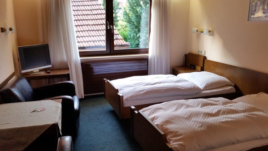 Pension Laas Ostfildern Dış mekan fotoğraf